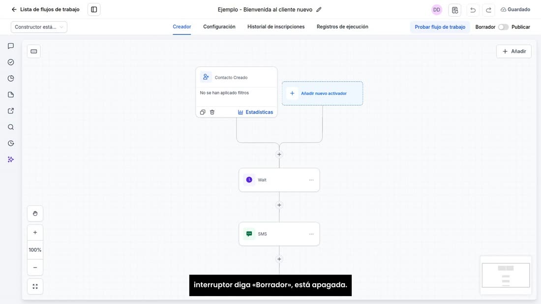 Se guarda solo: arriba dice «Guardado». Pero mientras el interruptor diga «Borrador», está apagada.