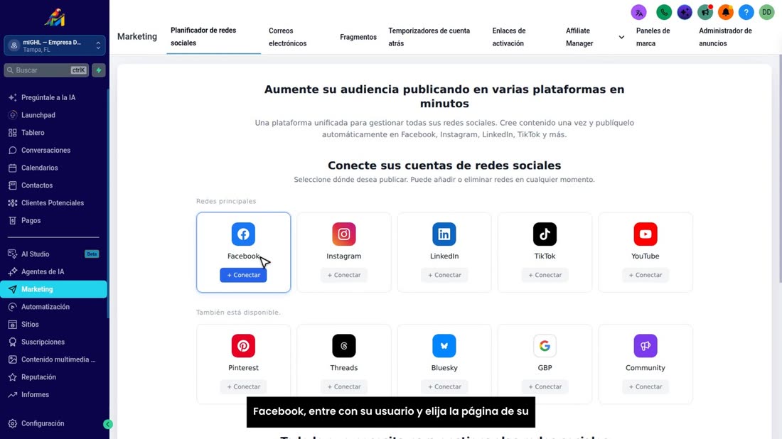 La primera vez, conecte sus cuentas: pulse «Conectar» en Facebook, entre con su usuario y elija la página de su negocio.