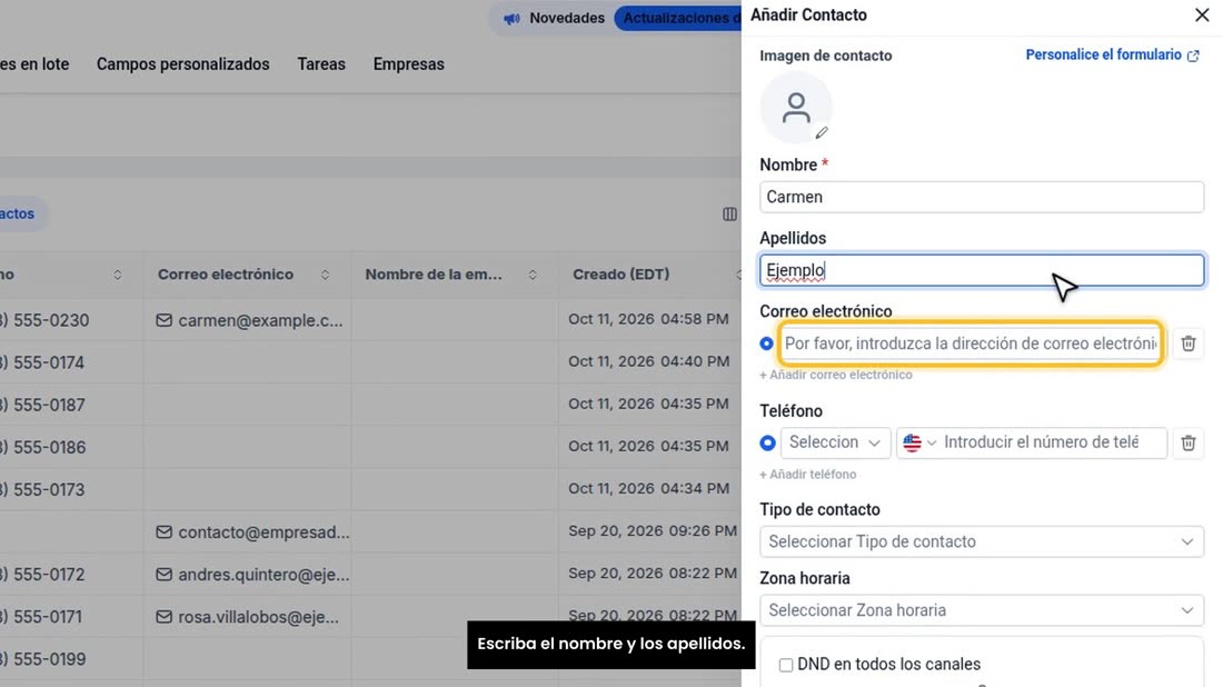Escriba el nombre y los apellidos.
