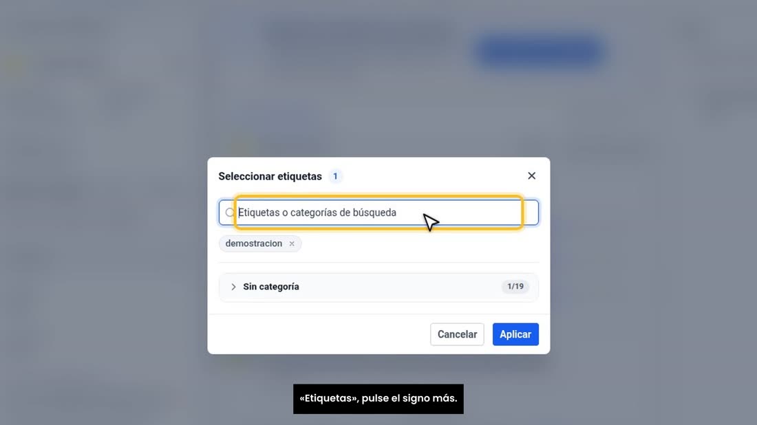 Para ponérsela a un cliente, abra su ficha. Aquí, junto a «Etiquetas», pulse el signo más.